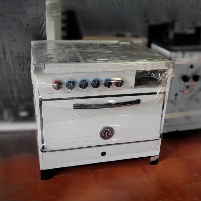 COCINA MULTIPLE 4H CON CARLITERA Y PLANCHA